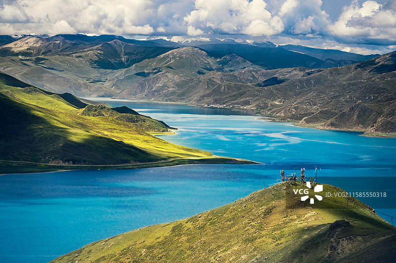 西藏拉萨羊湖羊卓雍错图片素材