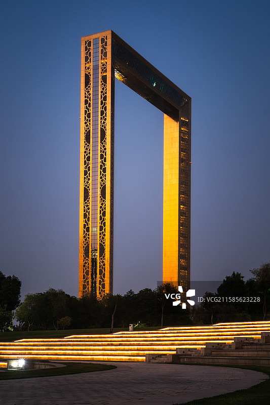 迪拜地标 金色相框图片素材