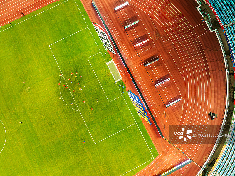 航拍常州市奥体中心夜景，苏超联赛常州主体育场图片素材