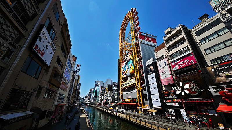 大阪心斋桥是大阪著名商业购物区，以心斋桥筋商店街为中心，汇聚众多店铺，美食丰富，氛围繁华图片素材