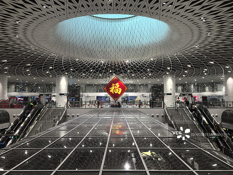 岗厦地铁站系列：福驻穹顶枢纽间图片素材