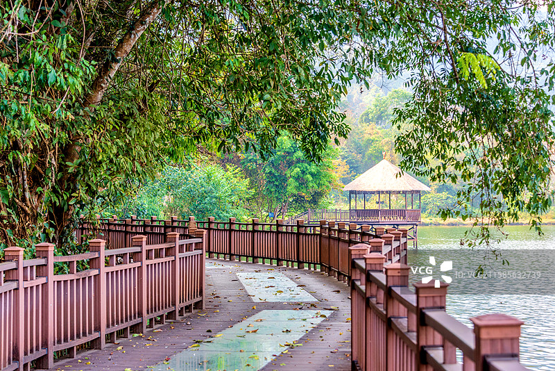 中国云南普洱西盟县勐梭龙潭湖景风光图片素材