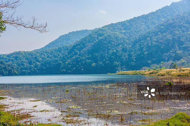 中国云南普洱西盟县勐梭龙潭湖景风光图片素材