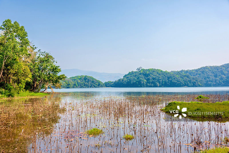 中国云南普洱西盟县勐梭龙潭湖景风光图片素材