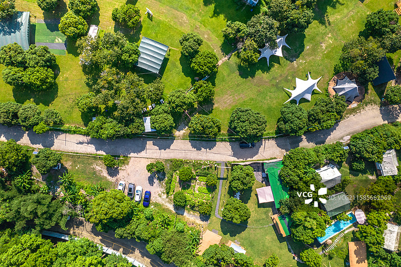 航拍户外露营生活 露营草坪图片素材