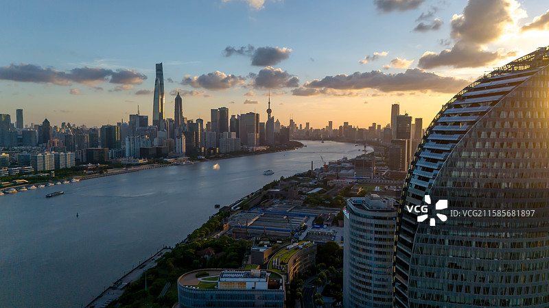 水晶天的上海图片素材