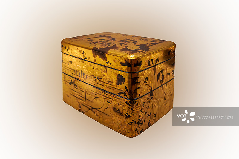 莳绘藤牡丹纹手箱（藤牡丹蒔絵手箱），日本 川之边一朝制作，明治时代，东京国立博物馆藏图片素材