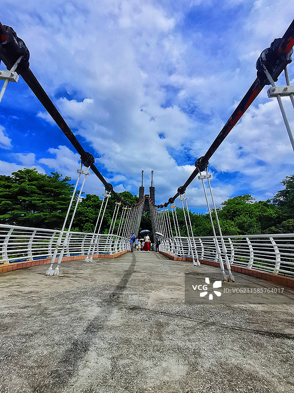 广州海珠湿地飞龙桥图片素材