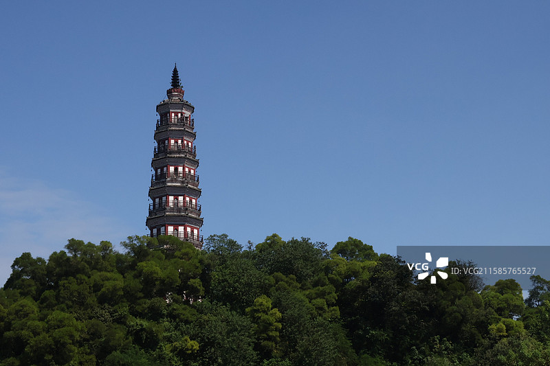 广东东莞顺德顺峰山公园青云塔图片素材