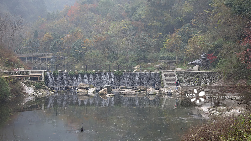 湖北省十堰市丹江口市武当山：逍遥谷图片素材