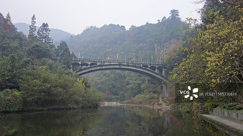 湖北省十堰市丹江口市武当山：逍遥谷图片素材