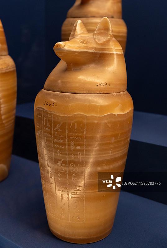 赛提尔伯尼的卡诺匹克罐图片素材