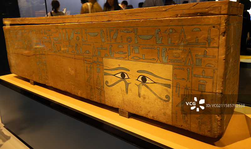 古埃及彩绘木棺图片素材