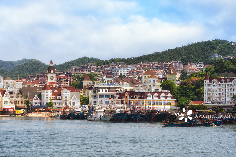 中国大连菱角湾老虎滩海洋公园渔人码头图片素材