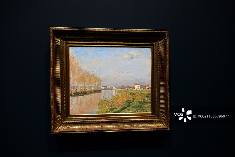 《阿让特伊的塞纳河》，克劳德•莫奈，1873年，布面油画，巴黎奥赛博物馆的艺术瑰宝，浦东美术馆图片素材