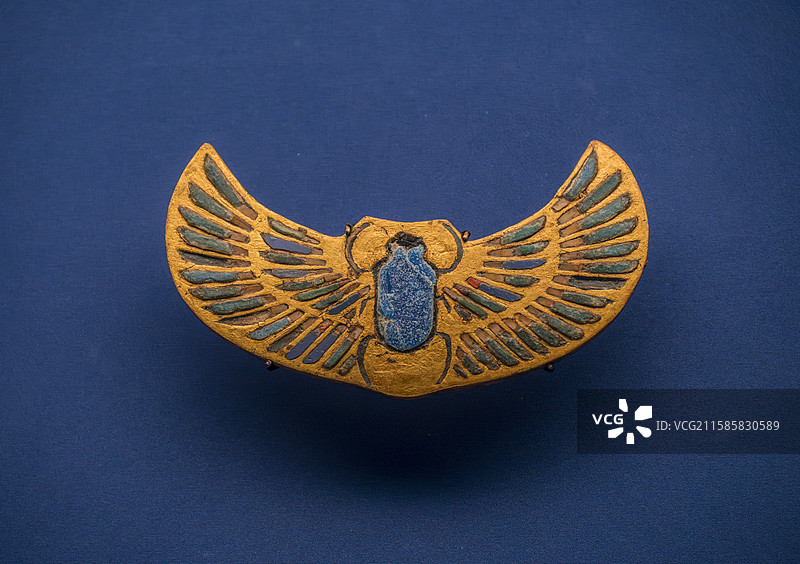 上海博物馆古埃及文明大展——古埃及新王国时期：带翼圣甲虫图片素材