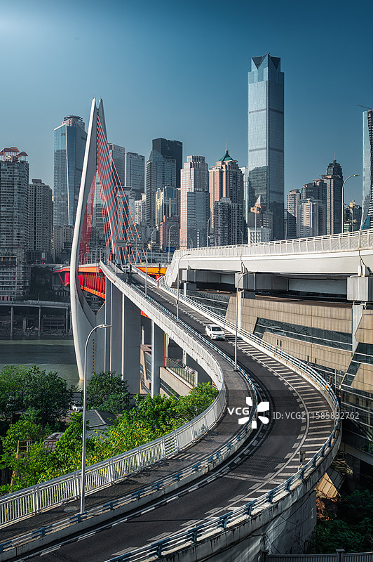 通往摩天大厦图片素材