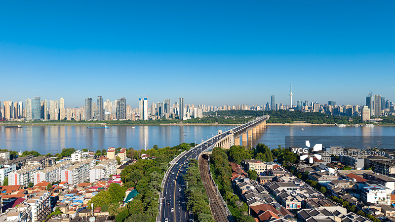 湖北武汉，武汉长江大桥，航拍，风景，日出图片素材
