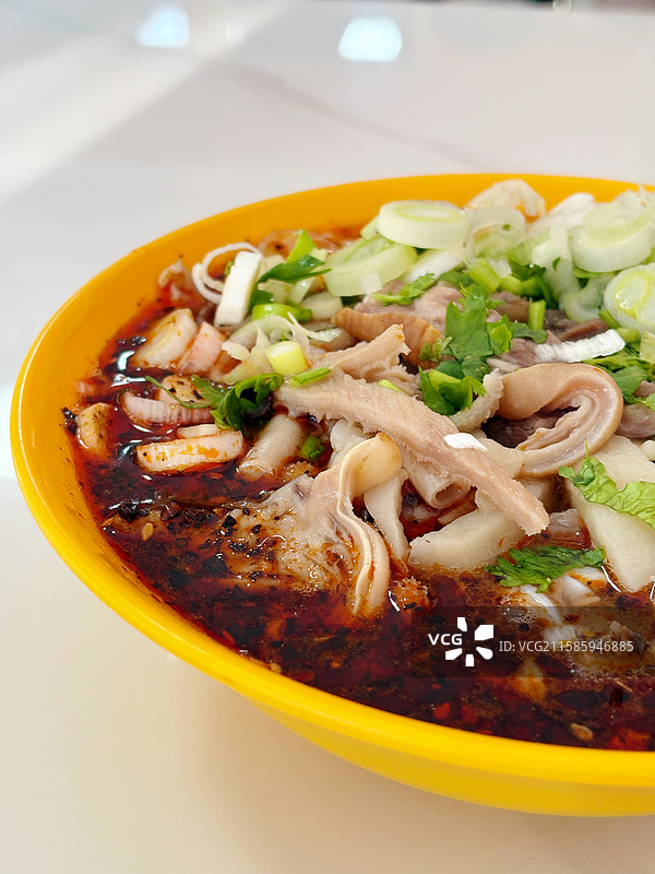 宁夏吴忠市传统小吃羊杂碎羊杂烩羊汤羊下水图片素材