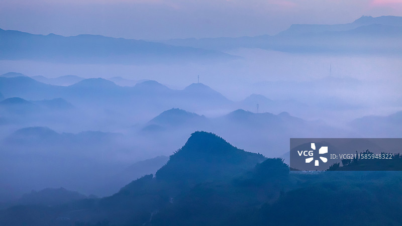 长宁双河镇无色山峦梦幻仙境图片素材