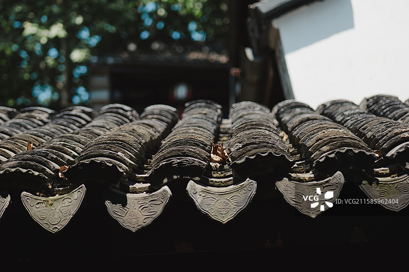 传统青瓦屋顶特写图片素材