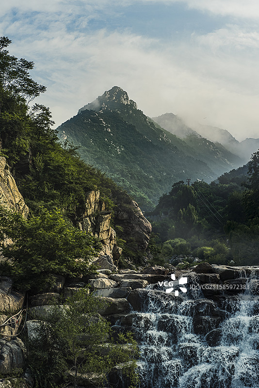 泰山天烛峰图片素材