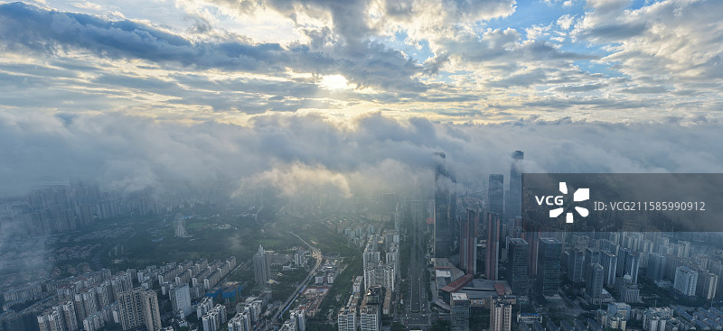 南宁凤岭日出云海图片素材