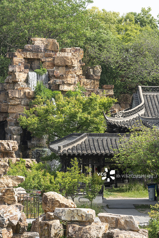 扬州蜀冈瘦西湖石壁流淙图片素材