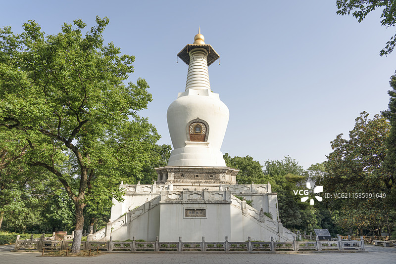 扬州瘦西湖白塔图片素材