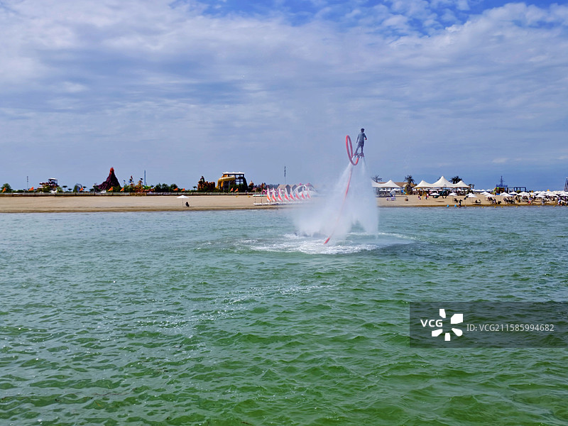 新疆巴音郭楞博湖县博斯腾湖大河口景区夏天风光图片素材