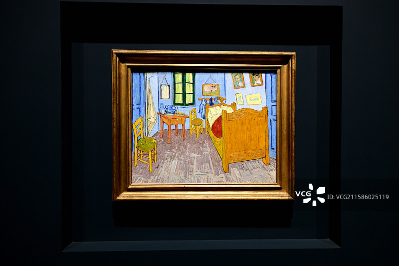 《梵高在阿尔勒的卧室》，文森特·梵高，1889年，布面油画，巴黎奥赛博物馆的艺术瑰宝，浦东美术馆图片素材