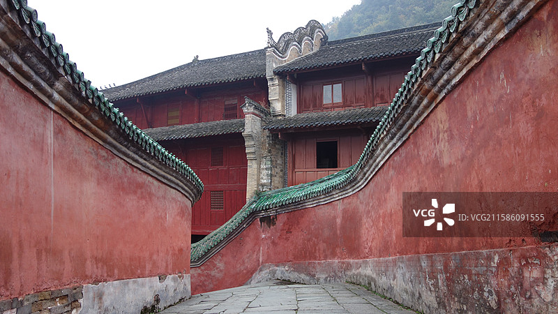 湖北省十堰市丹江口市武当山：太子坡九曲黄河墙图片素材