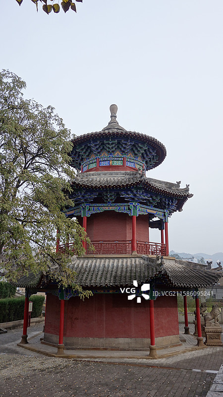 陕西省陕北榆林市米脂县盘龙山李自成行宫：捧圣楼图片素材