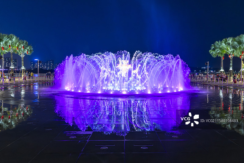 梦幻—清远北江南岸公园音乐喷泉图片素材