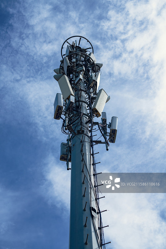 通信塔仰天俯视图图片素材