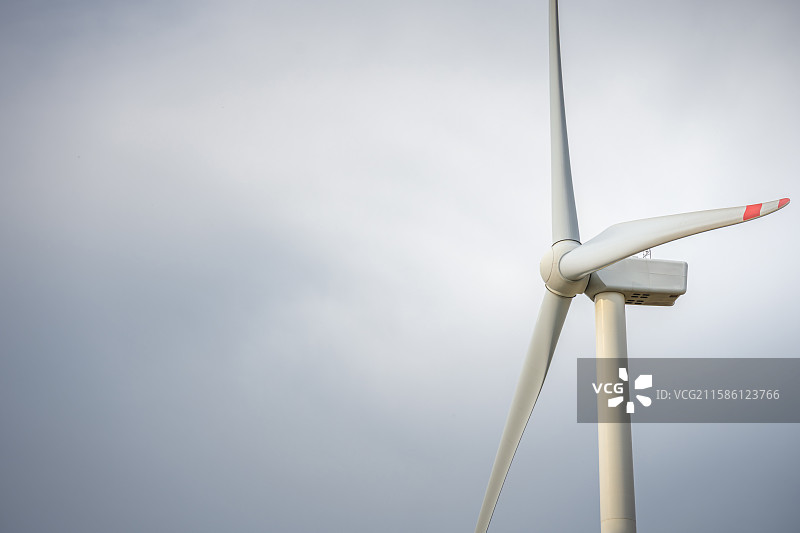 黑龙江佳木斯桦南县共和湖风景区风力机图片素材