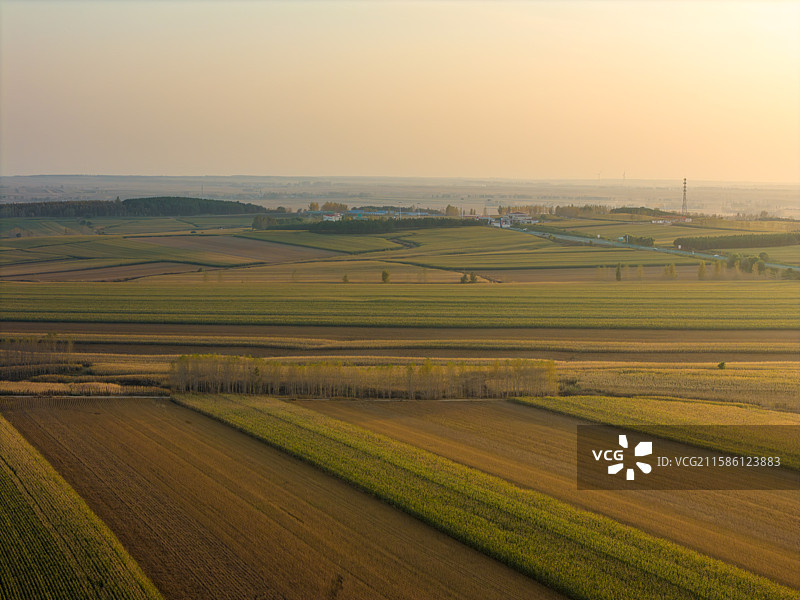 黑龙江佳木斯桦南县共和湖风景区田野风光图片素材