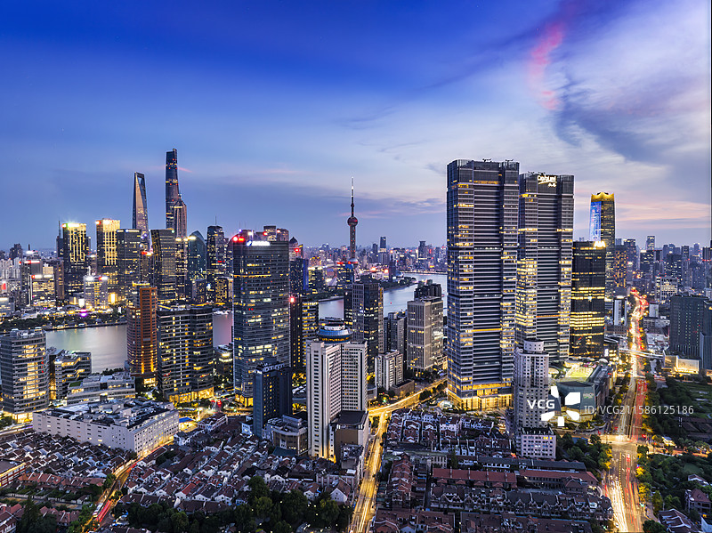 上海夏天日落晚霞全景航拍图片素材