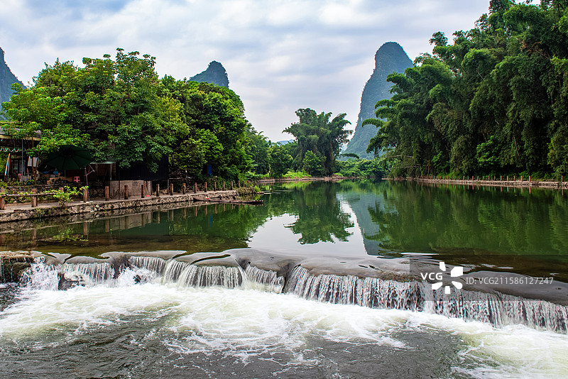 桂林遇龙河溢水坝图片素材