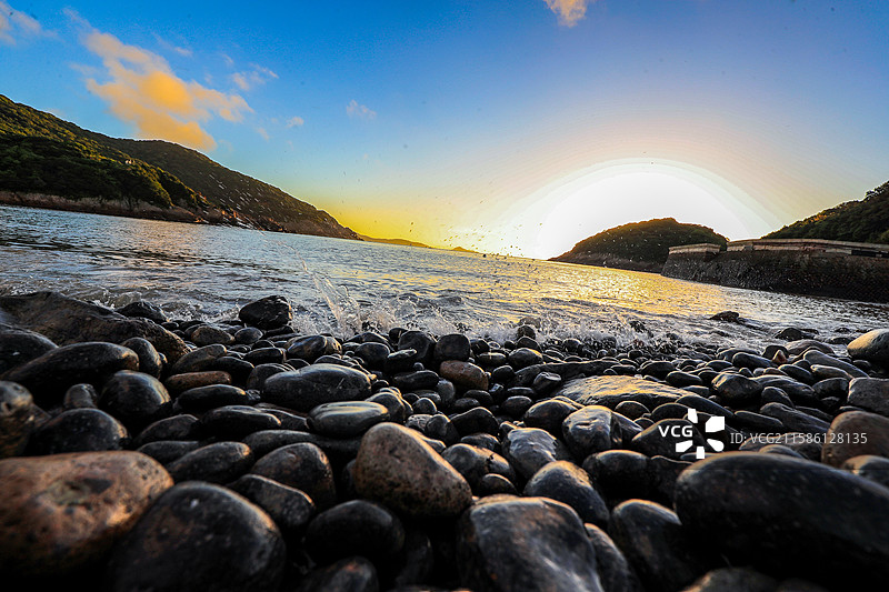 沙滩与礁石，拍摄舟山朱家尖的小乌石塘图片素材