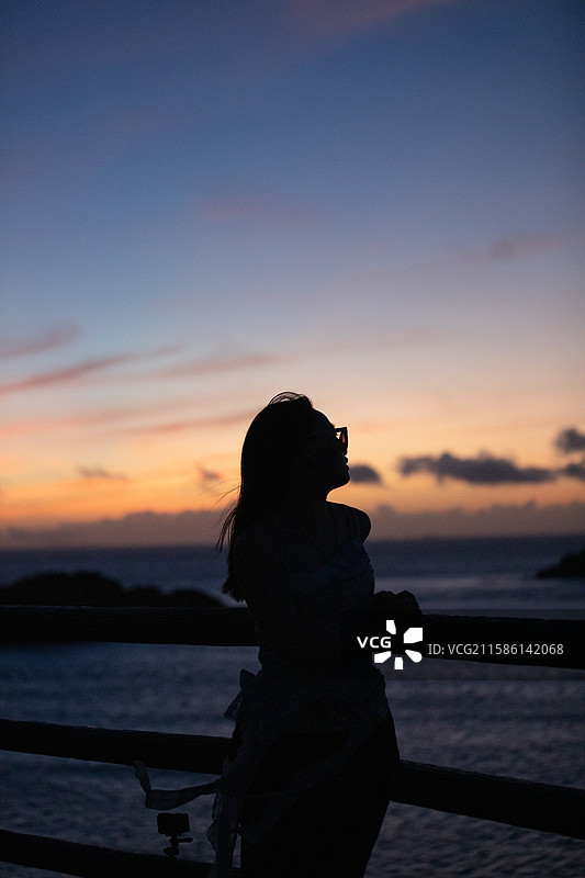 浙江舟山岱山岛海上日出朝霞风景图片素材