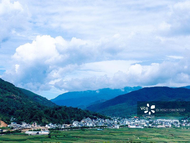 云龙槽涧坝子风光，阿昌族广场图片素材