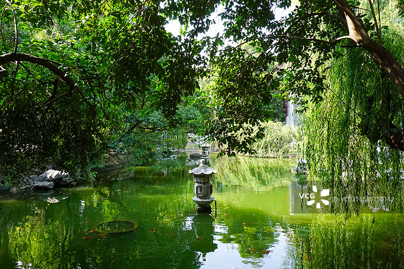 华东师范大学校园风光图片素材