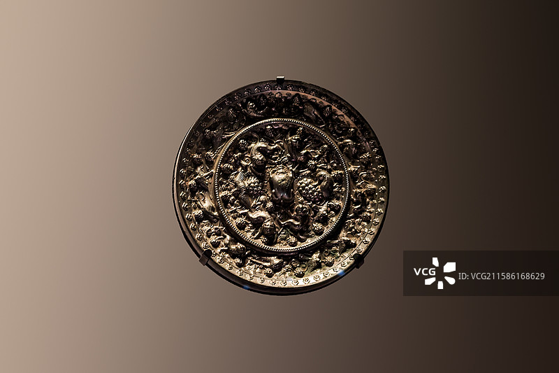 海兽葡萄纹镜，中国 唐，7世纪，日本东京国立博物馆藏图片素材