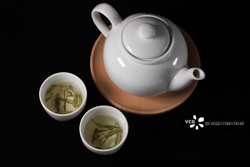 一组茶壶茶杯图片素材