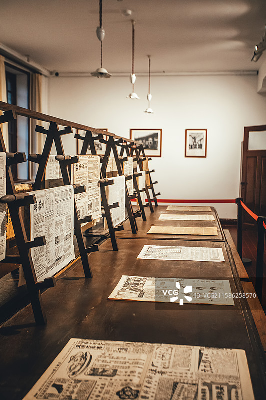 北京大学红楼(中国共产党早期北京革命活动纪念馆)建筑外观与室内展厅布置图片素材