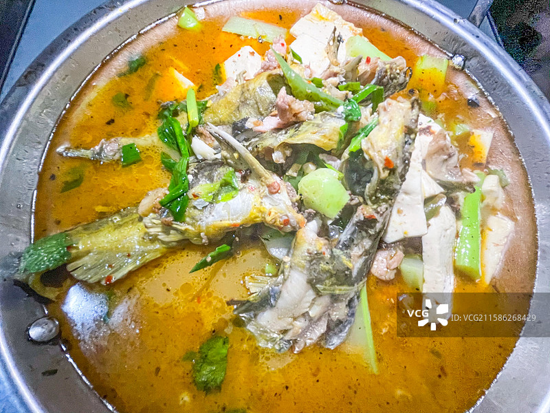 黄骨头鱼美食搭配新鲜食材图片素材