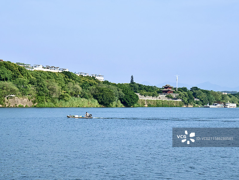江西赣州宋代古浮桥遗址，浮桥左右贡水风光图片素材