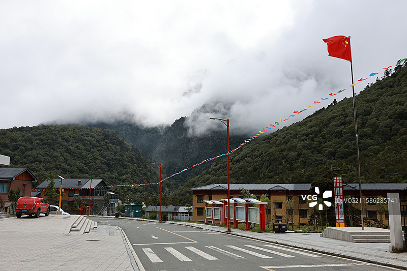 西藏隆子县玉麦乡街景图片素材