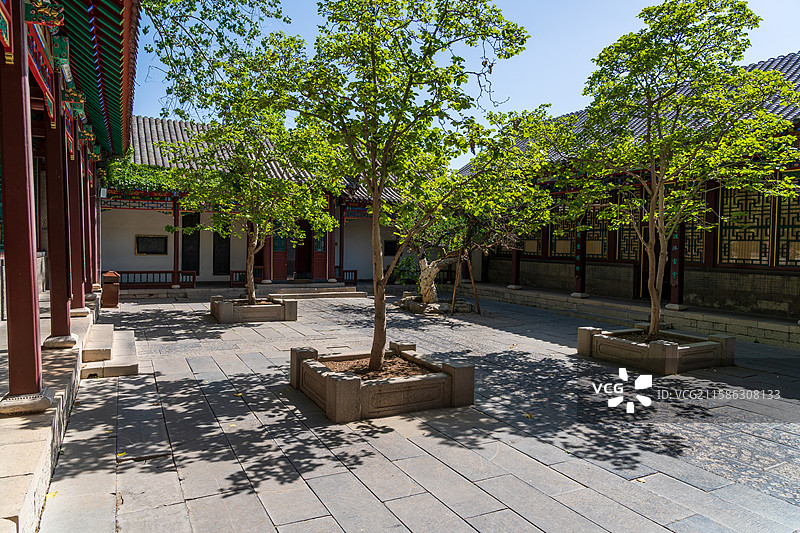 山东省济南市趵突泉景区，李苦禅纪念馆，庭院，内景图片素材